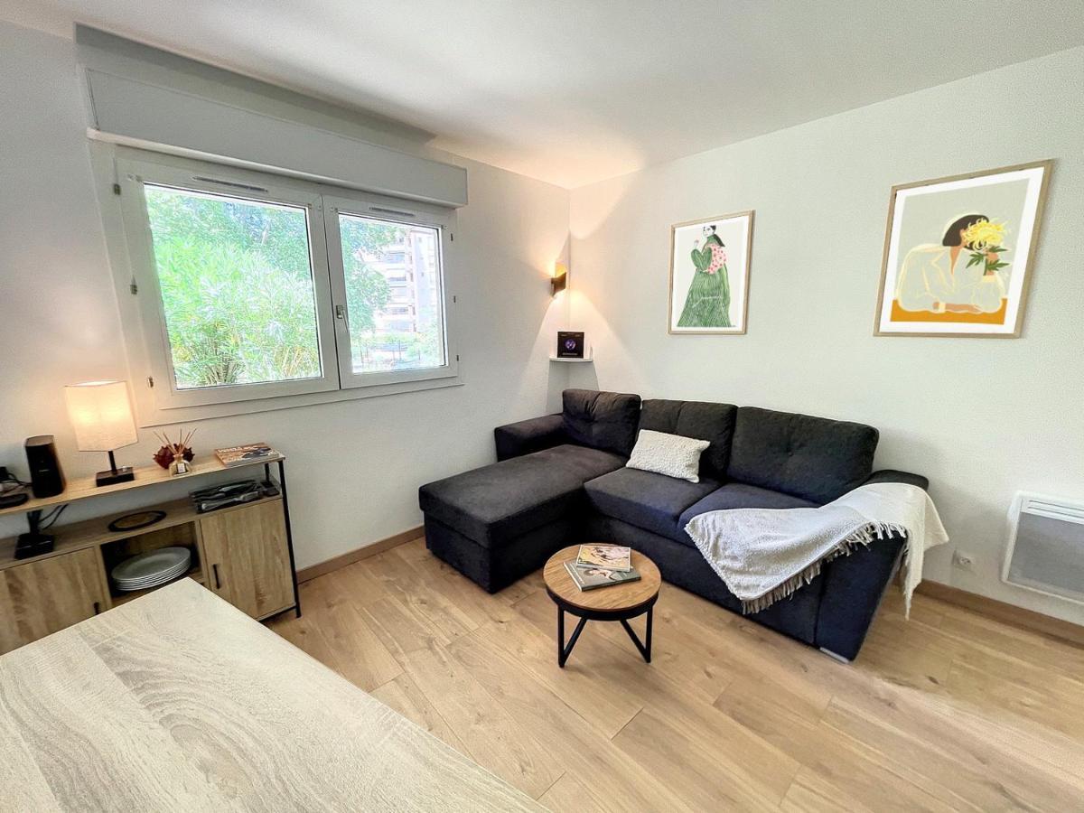 Appartement Cosy Au Centre De คานส์ ภายนอก รูปภาพ